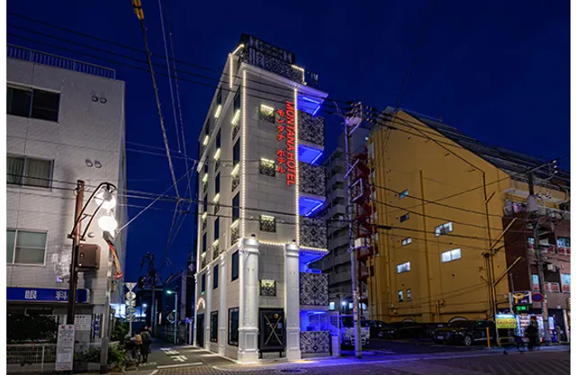 モンタナ ホテル Montana Hotel