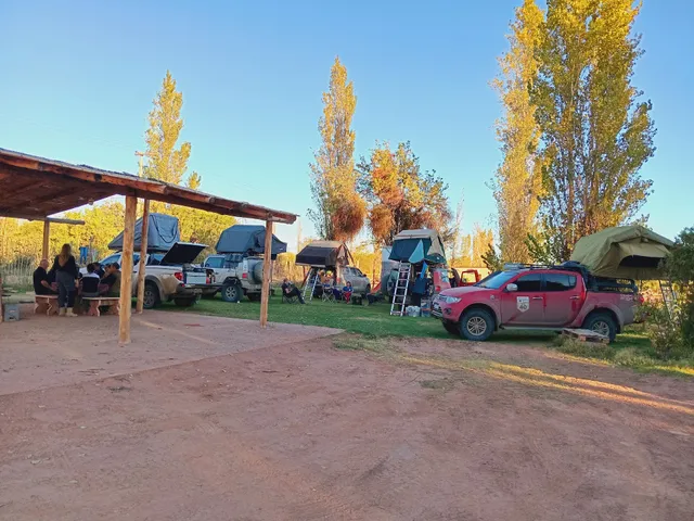 Refugios El Establo / camping