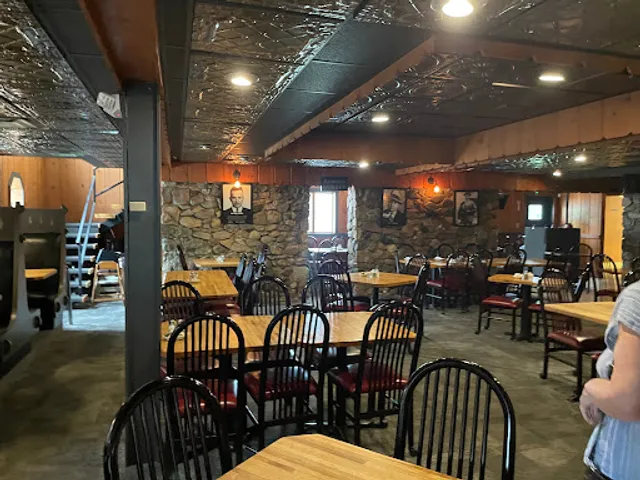 Barbee Hotel & Restaurant