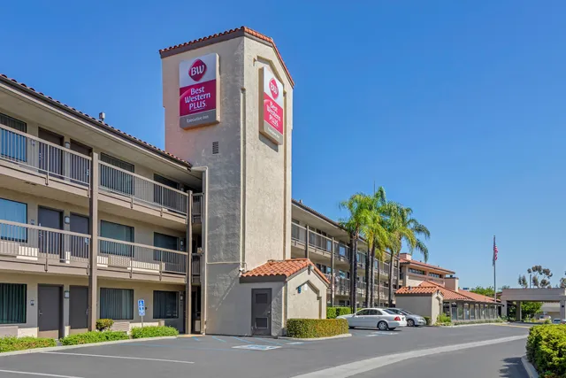 Best Western Plus Executive Inn