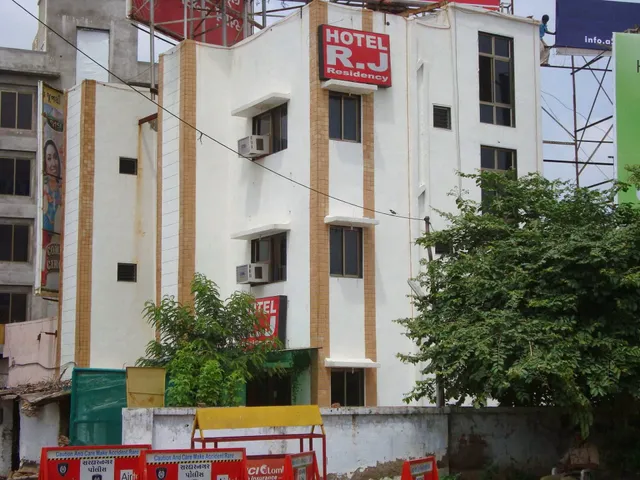 Hotel R.J Residency