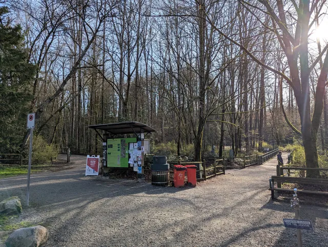 Mosquito Creek trail access