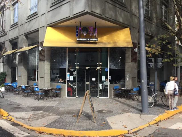 Carita Morena Restaurant Parrilla