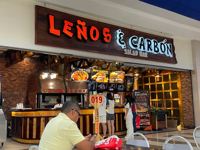 Leños & Carbón Food Court | Albrook Mall S11