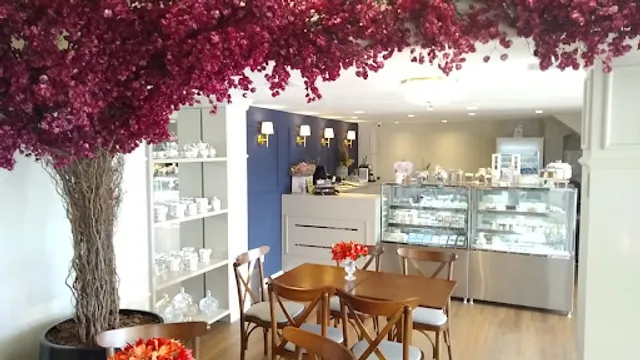 Lu DPaula Cafeteria & Doceria