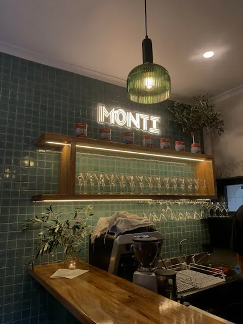 Bar Monti