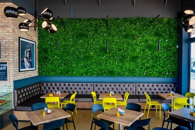 Bocadillos On Moffet