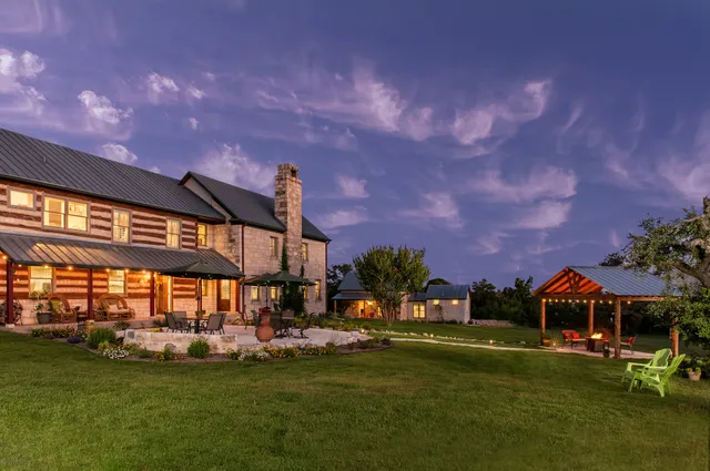 Behr House Bed and Breakfast