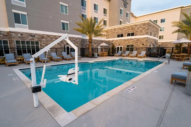 Homewood Suites by Hilton Sacramento Airport-Natomas