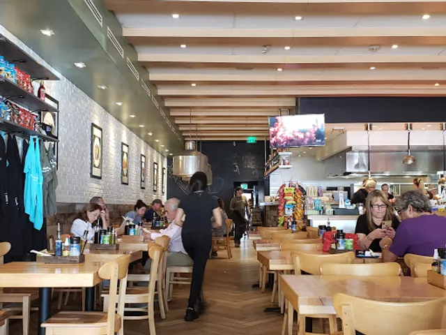 Treesome Natural Food Cafe