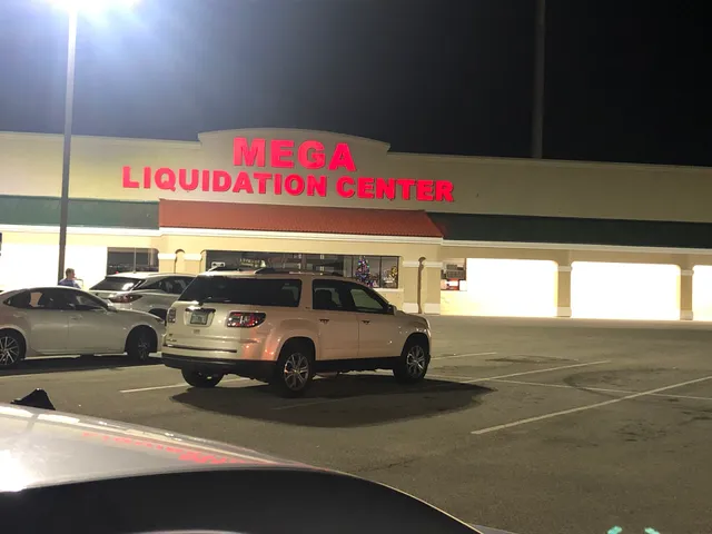 Dupont Station Shopping Center