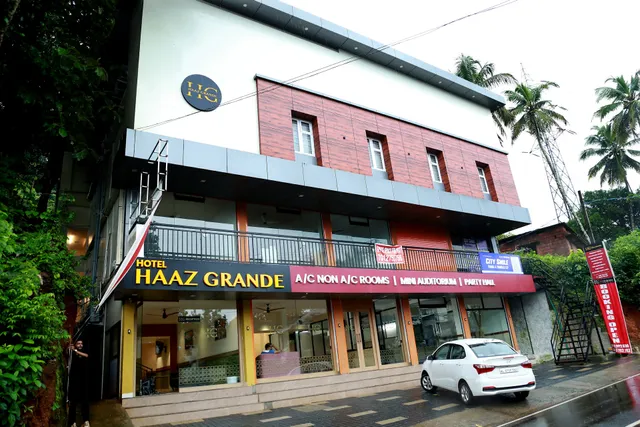 Hotel Haaz Grande
