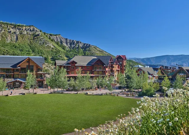 Capitol Peak Lodge by Snowmass Mountain Lodging