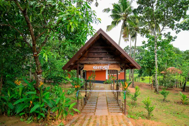 Nellu Tranquil Pool Villa & Organic Farmstay