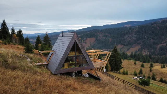 Pridvor by Haita Land