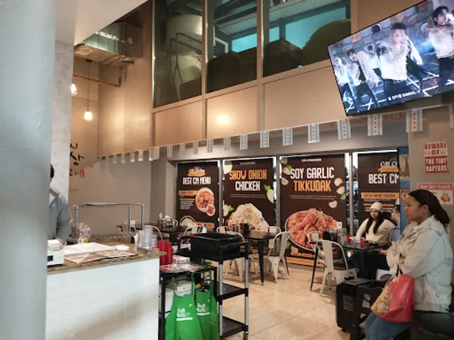 CM Korean Fried Chicken 충만 치킨