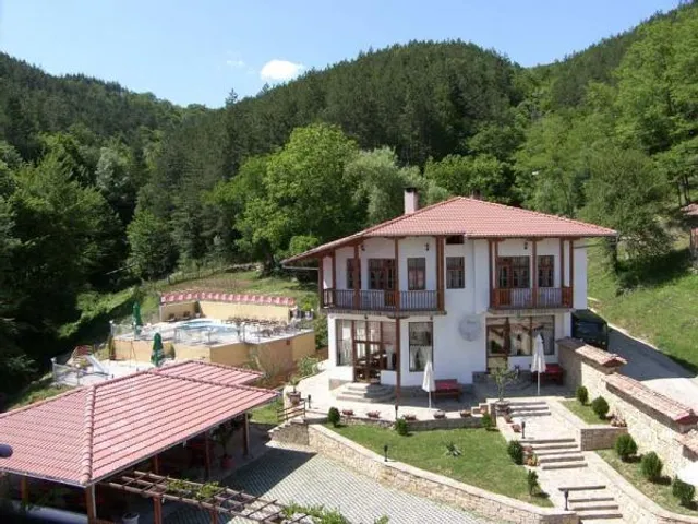 Хотел Свети Георги - Елена