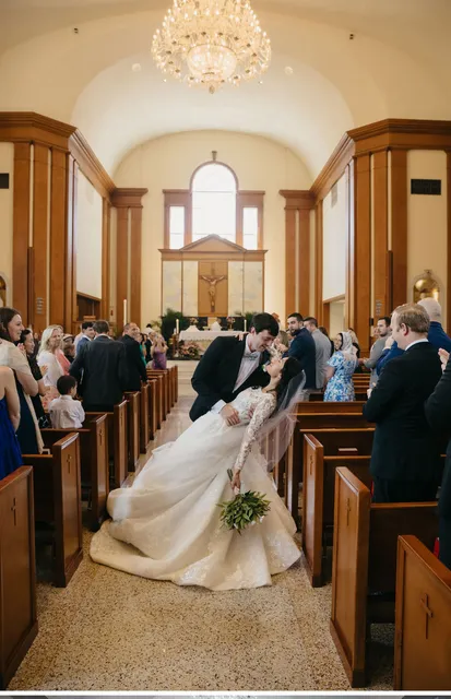 Agadesal, Custom Wedding Dresses & Alterations