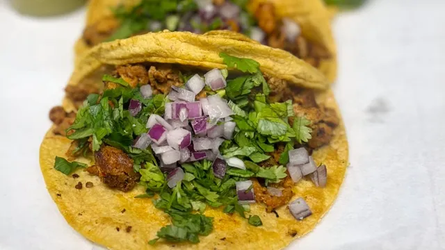 flautas y chilaquiles los Villa