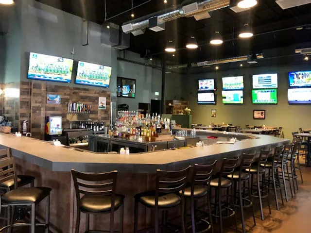 Longshots Bar & Grill