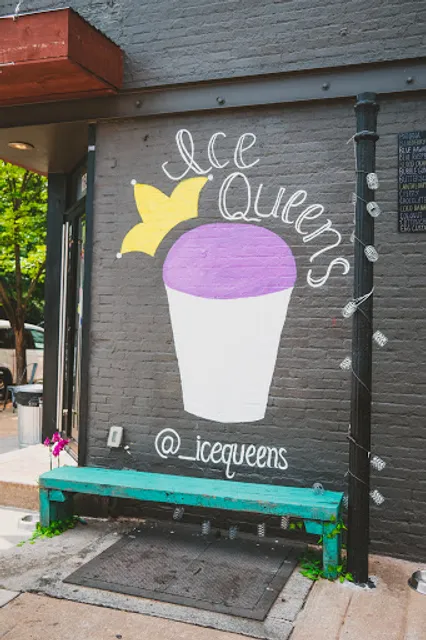 Ice Queens Snowball Shop