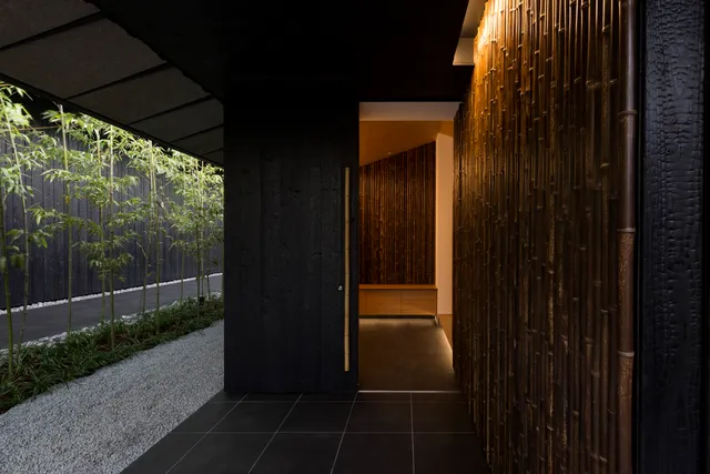 COMICO ART HOUSE YUFUIN