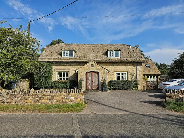 The Old School, Idbury, OX7 6RU