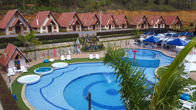 HOTEL CHALETS SUIZOS