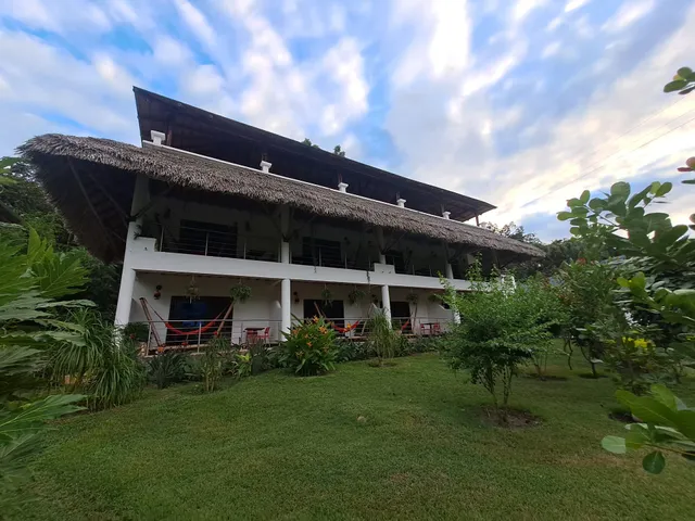 Hotel y Eco Turicentro La Vega