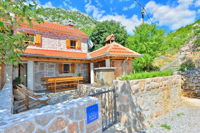 Stone House Martelina