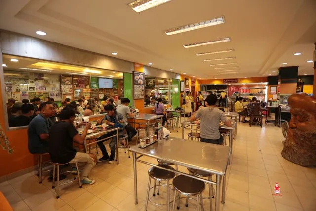 Thipsamai Padthai Pratu Phi Phutthamonthon Sai 4