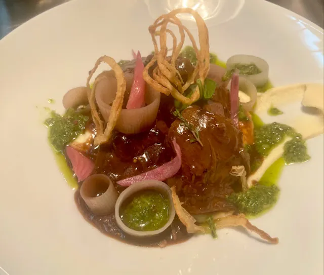 Rothhardt's Restaurant & Bar