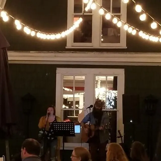 Encore Florals, Wine and Gifts