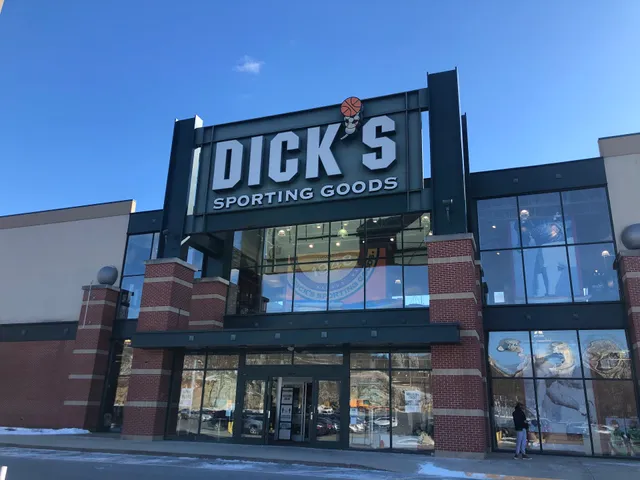 DICK'S Sporting Goods