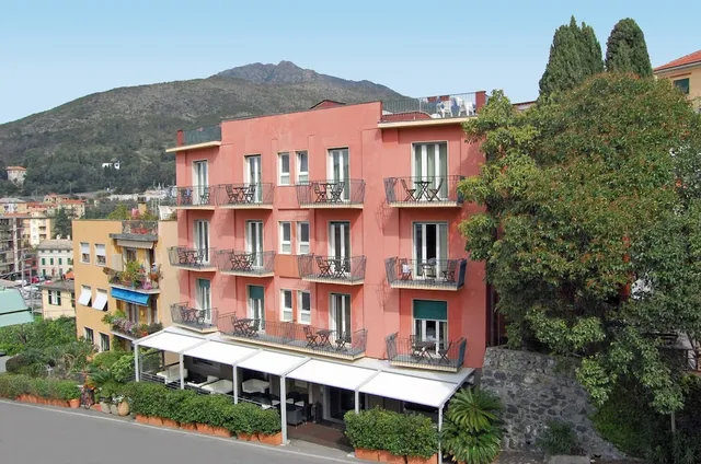 Hotel Carla - Levanto - Hotel near the Cinque Terre