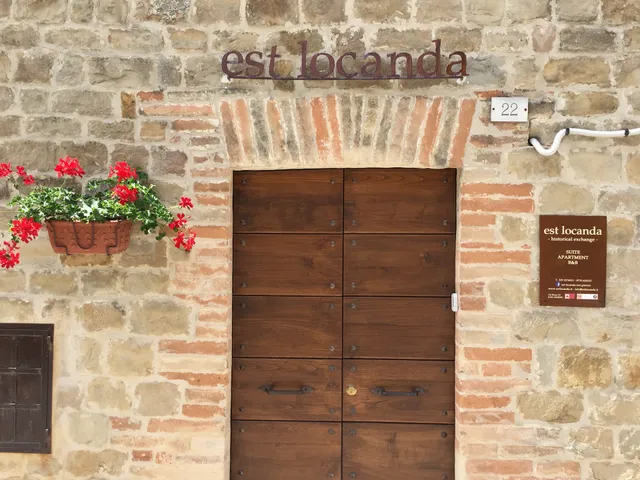 est locanda - historical exchange