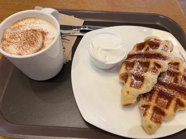 Hands Coffee Seongdang Branch