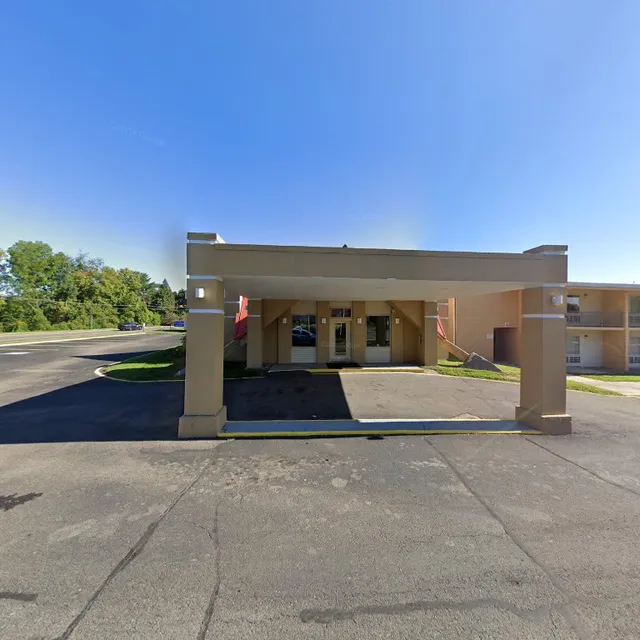 Hillside inn & suites