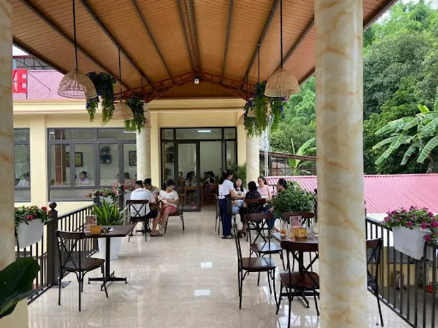 Ăn sáng Cà phê Rửa xe Công an tỉnh