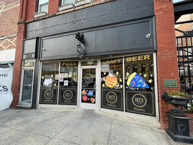 Ike's Artisan Pizza