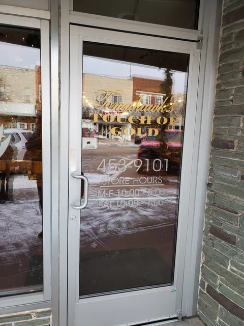 Tomahawk's Touch of Gold