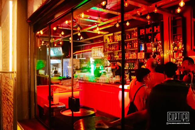 Curtiça Bar