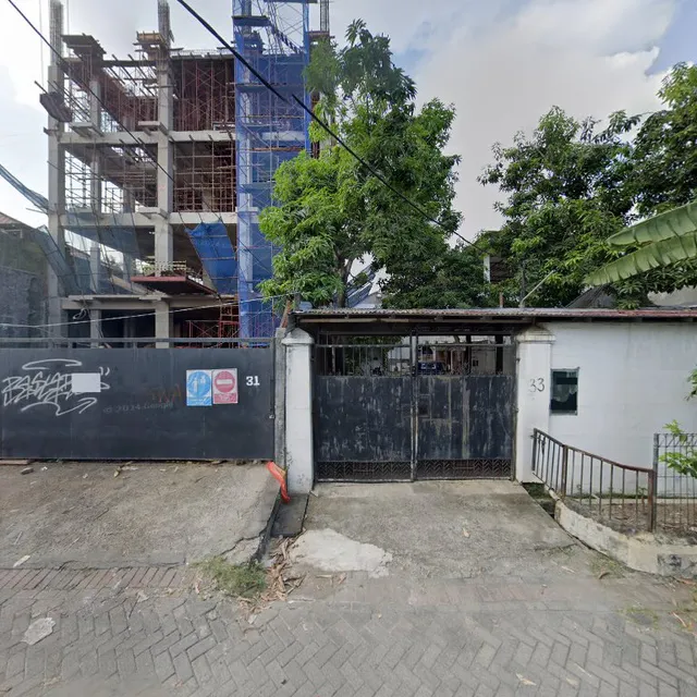 KoolKost Syariah near Lenmarc Mall Surabaya