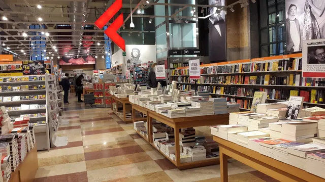 La Feltrinelli Express