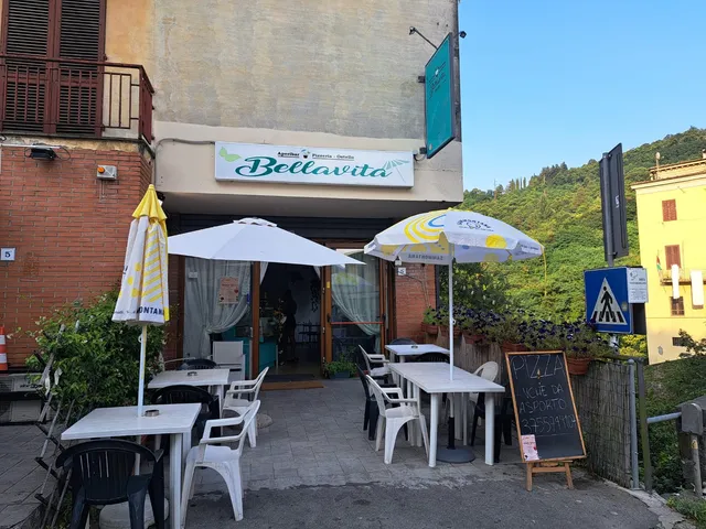 Ostello Bellavita Castelnuovo di Garfagnana (chat sul sito)
