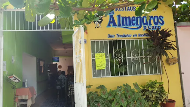 Los Almendros d´Caro