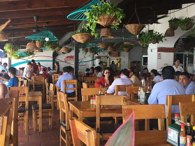 El Coleguita Mariscos Marina Vallarta
