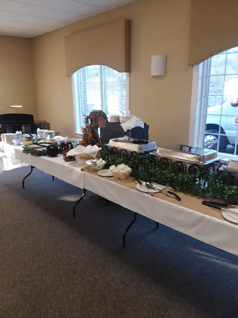 Creekside Clock Seafood and Steakhouse