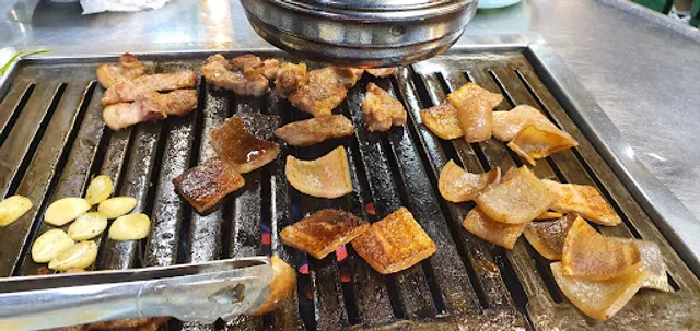 옛날그집 마포주먹고기