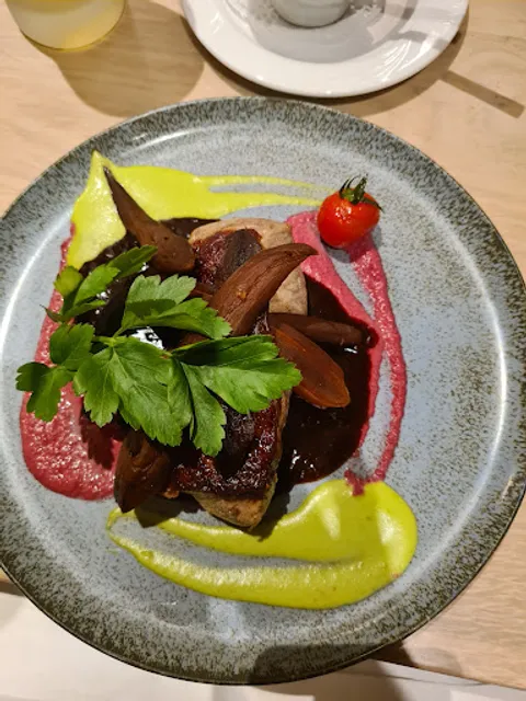 Restaurant Rabenhorst Homburg Saar | Biergarten | Grillhütte | Terrasse